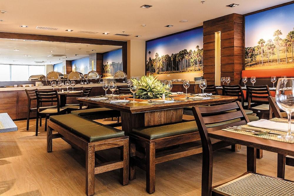 Hotel Estelar יופאל מראה חיצוני תמונה