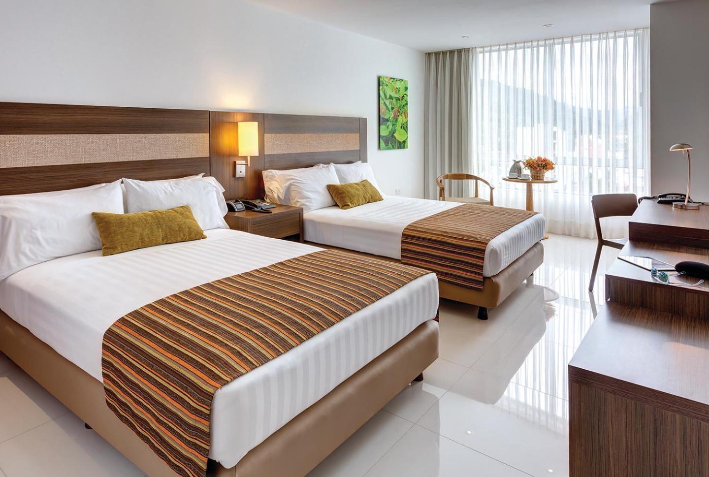 Hotel Estelar יופאל מראה חיצוני תמונה